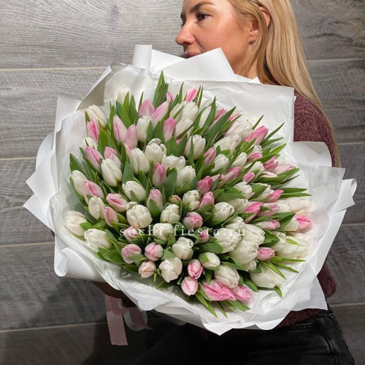 101 тюльпан нежный микс в Калуге