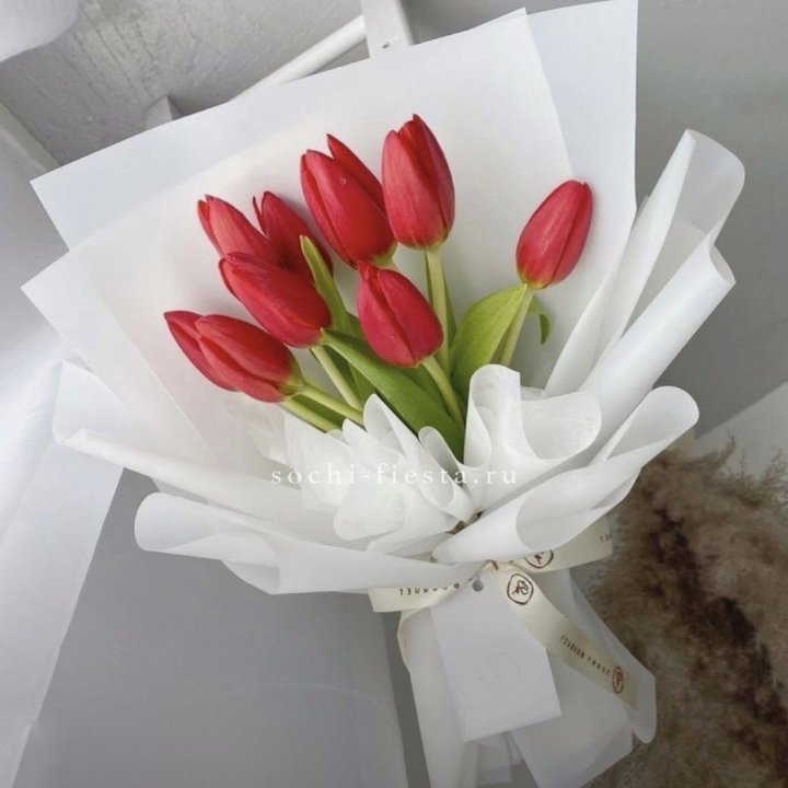 Букет красных тюльпанов в Калуге