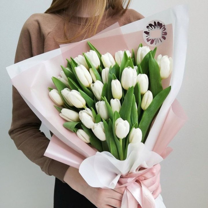 Букет белых тюльпанов "Моника" в Калуге